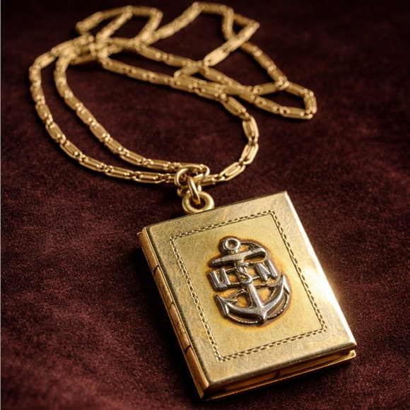 WWII U.S. Navy Sweetheart Locket — Book-Style with Original Sailor Photo